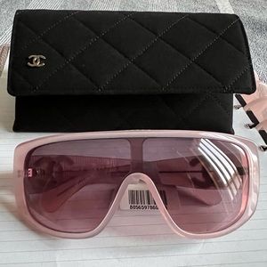 Copy-Chanel CH5495 1734S1 131 Pink Shield Sunglasses New with tags.
